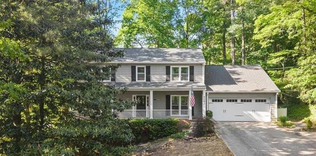 Property photo 1 of 31