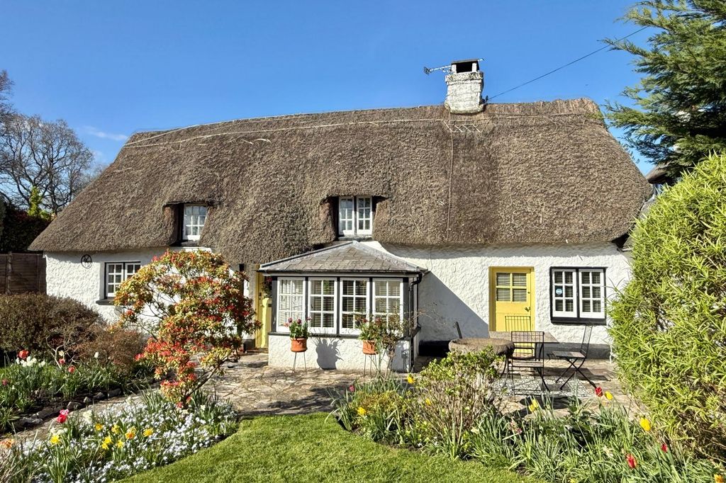 Property photo 1 of 36 Four Bedroom Cottage