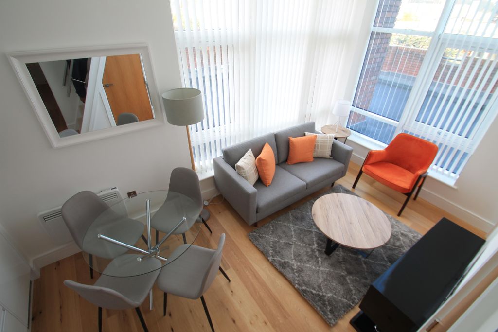 Property photo 2 of 14 Bedroom