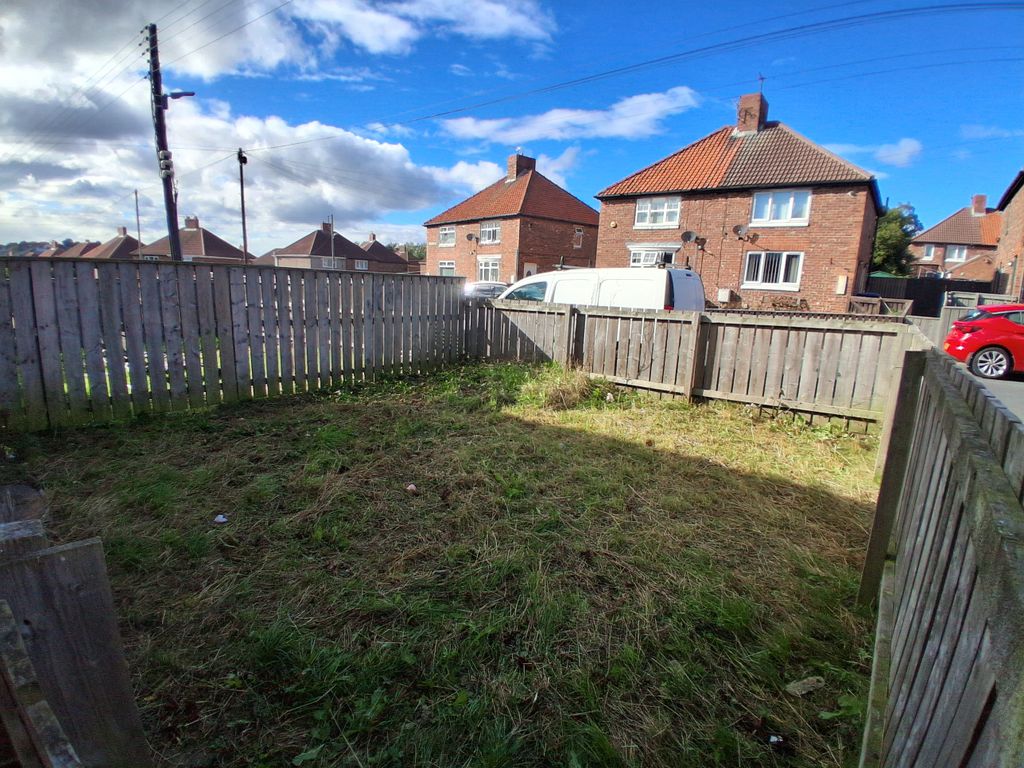 Property photo 2 of 18