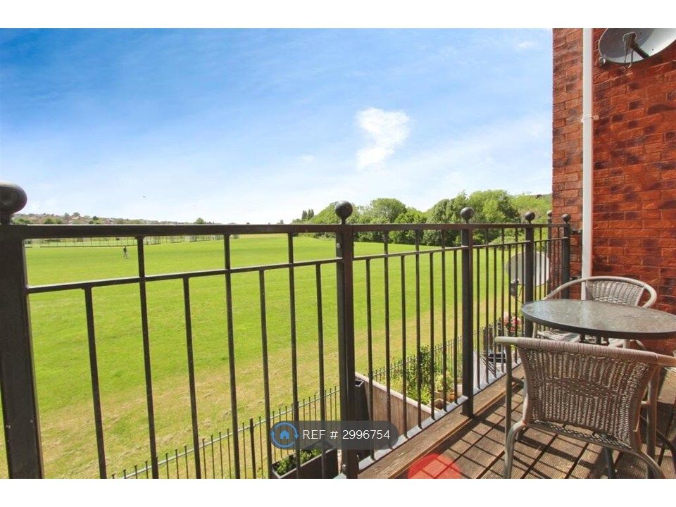 Property photo 1 of 25