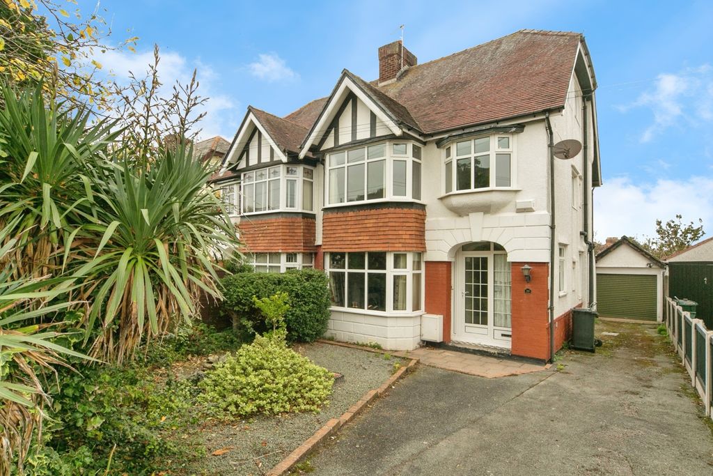 Property photo 1 of 16 Front