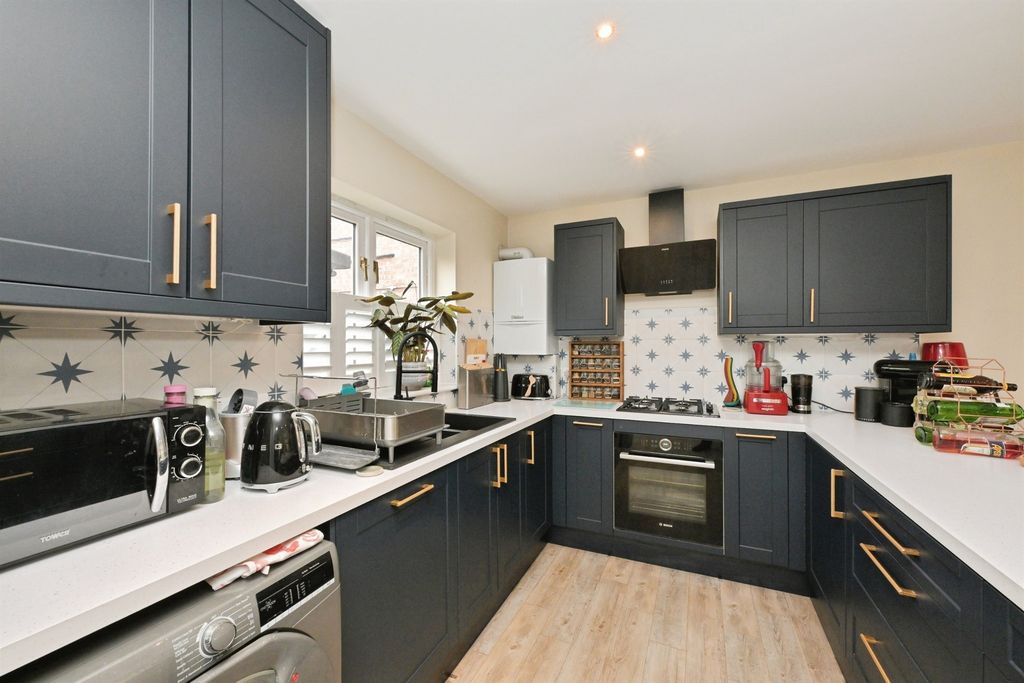 Additional image 6 of 3 bed semi-detached house for saleSt. Andrew Street, Hertford SG14