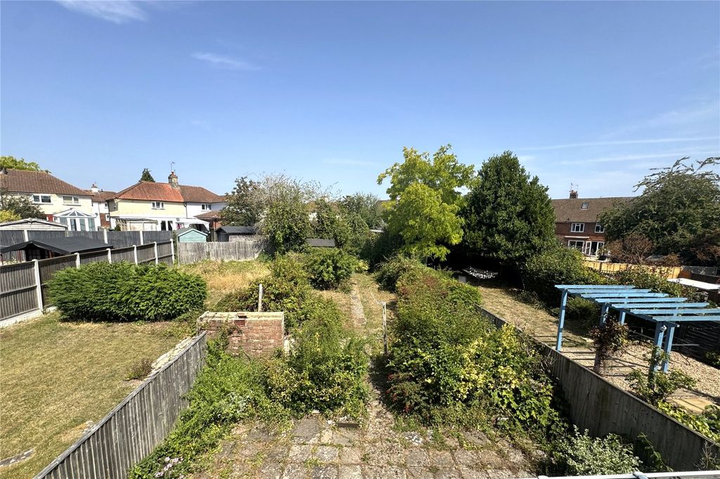 Property photo 2 of 10 Picture No. 18
