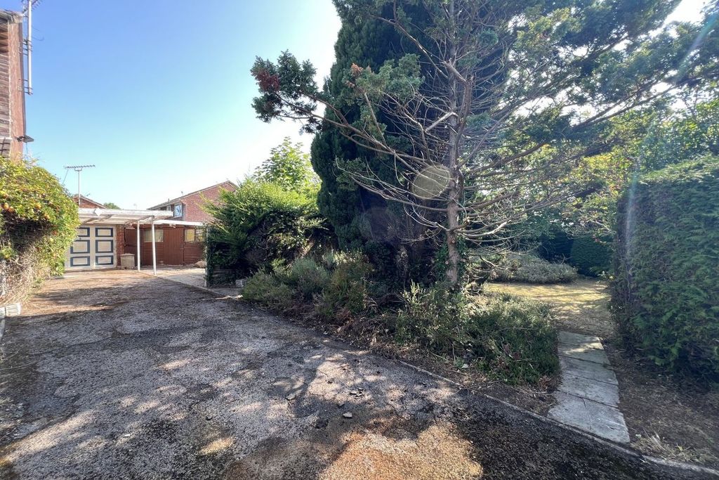 Property photo 3 of 22