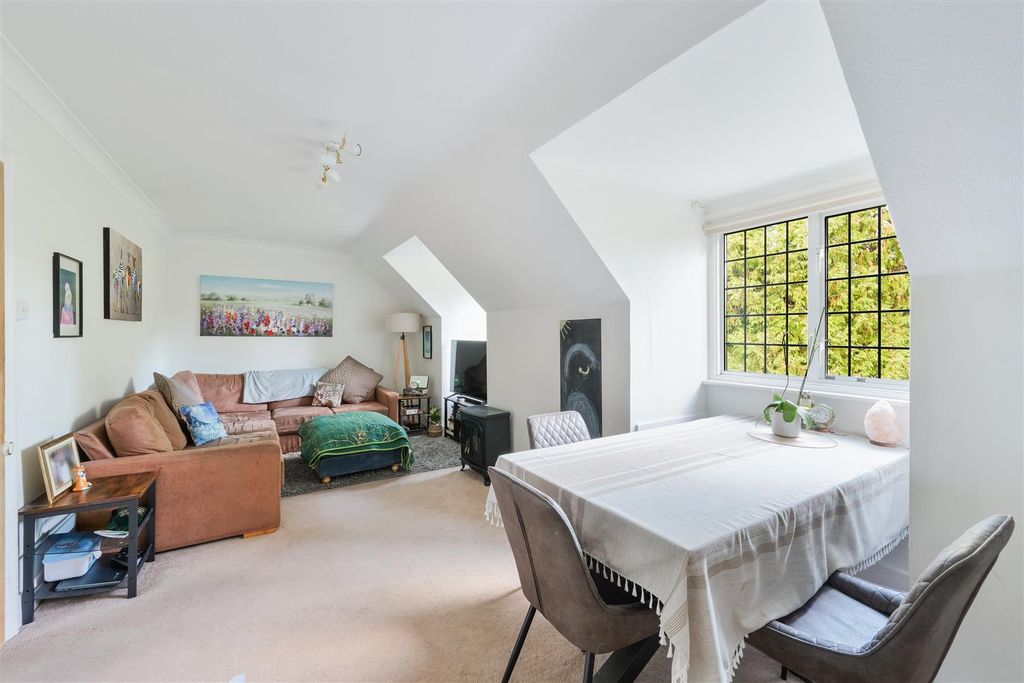 Property photo 2 of 19 Wonford House, 10 (5).Jpg