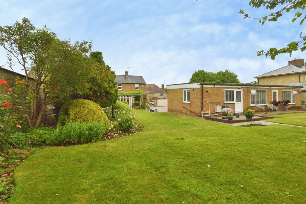 Property photo 2 of 27 Pbox-Img.Jpg