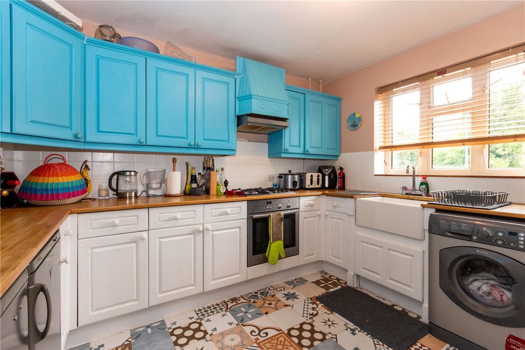 Property photo 3 of 11 Picture No. 06