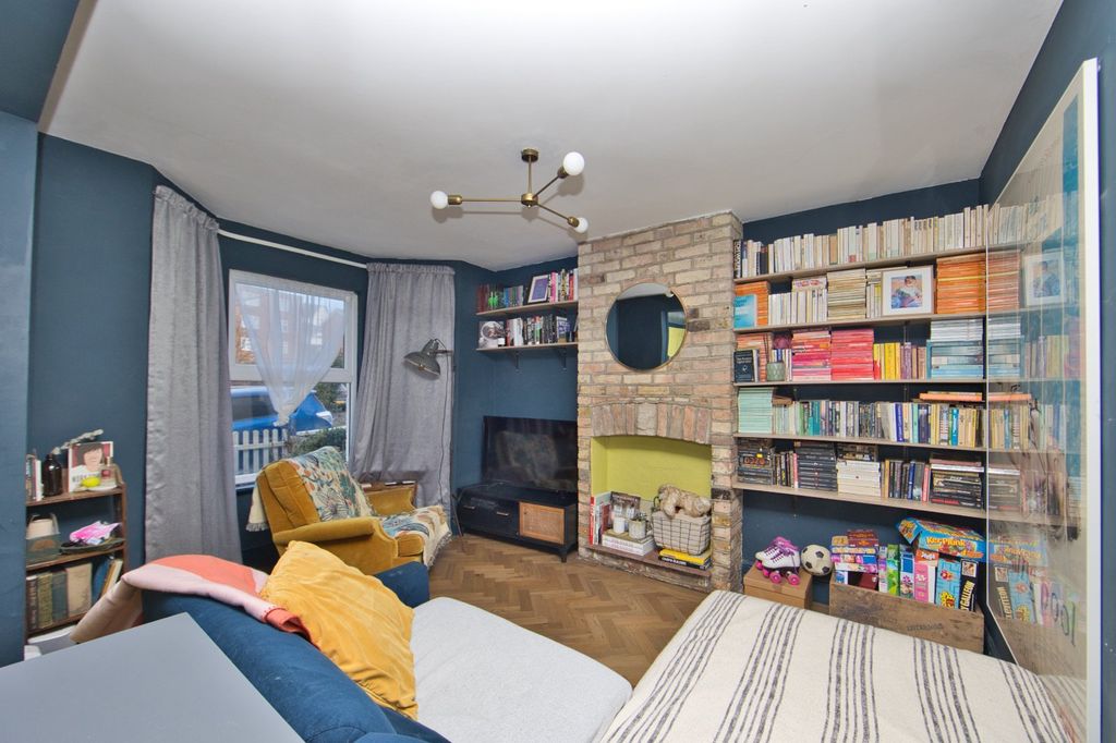 Property photo 2 of 13 Picture 2