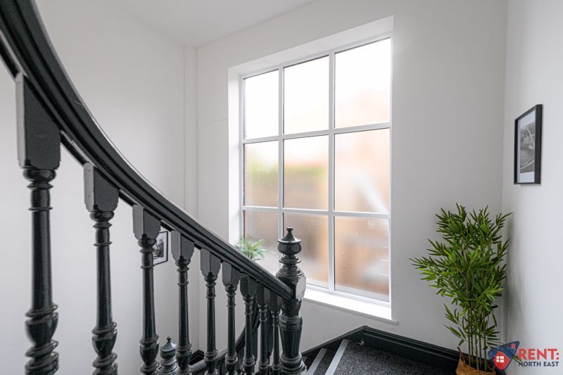 Property photo 2 of 9 Photo 5