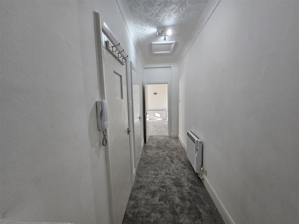 Additional image 5 of 2 bed flat to rentEsplanade, Shanklin PO37