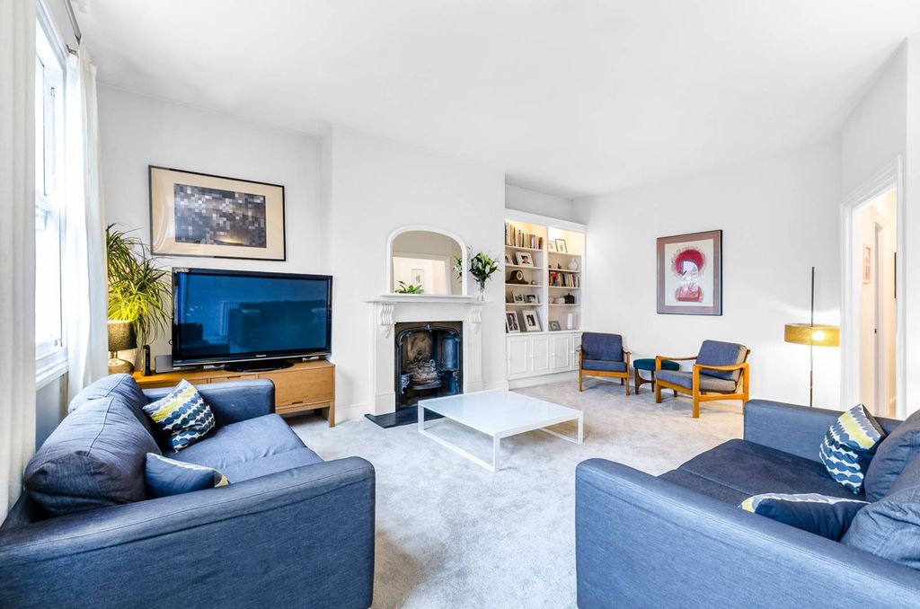 Property photo 2 of 9