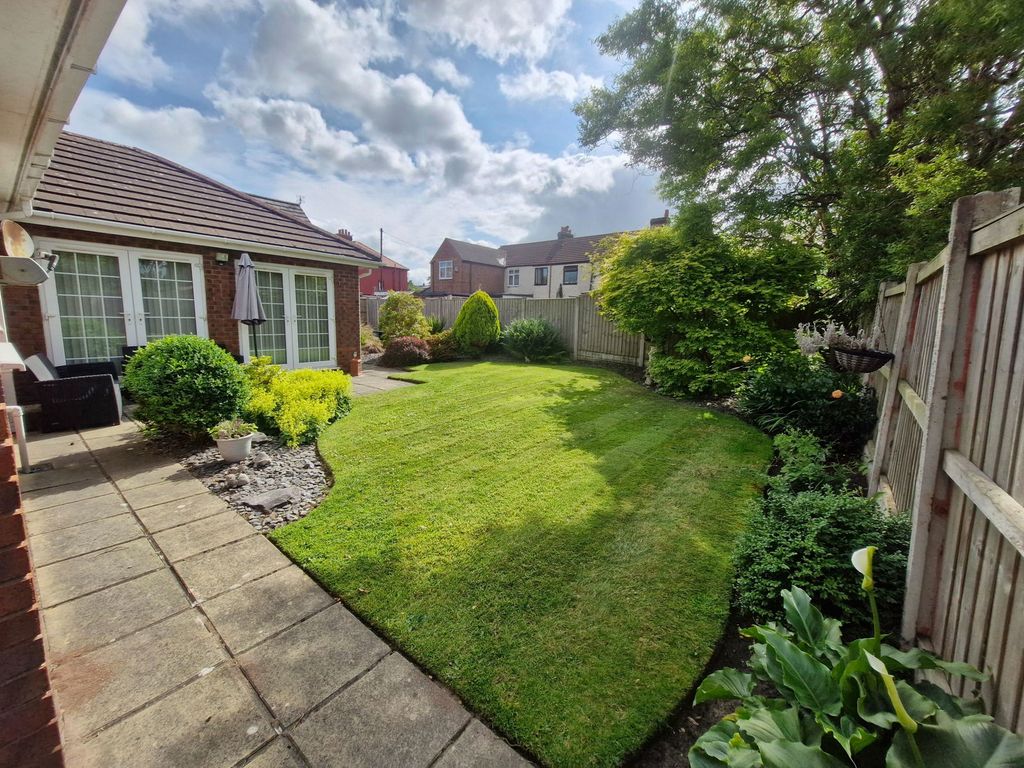 Property photo 2 of 25
