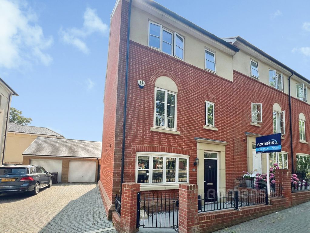 Property photo 1 of 30 Pbox-Img.Jpg