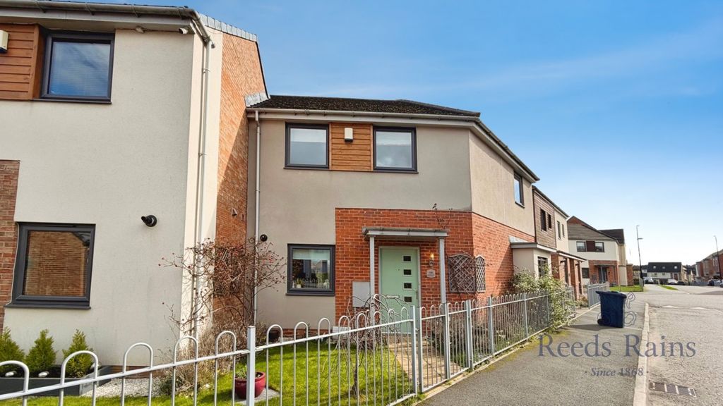 Property photo 1 of 21 Main External