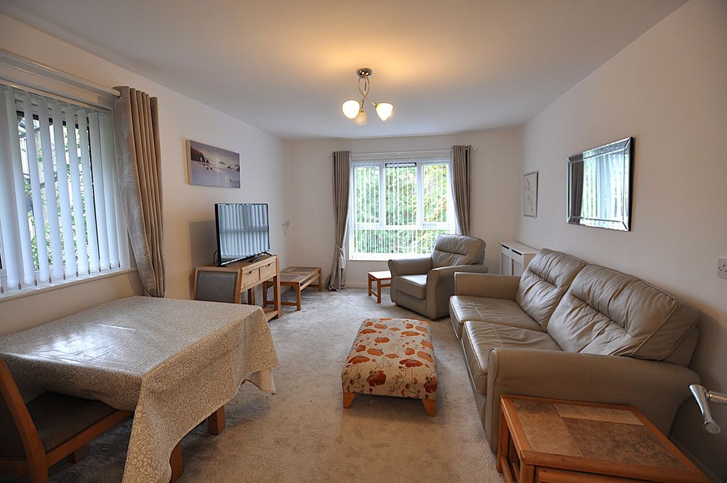 Property photo 2 of 15