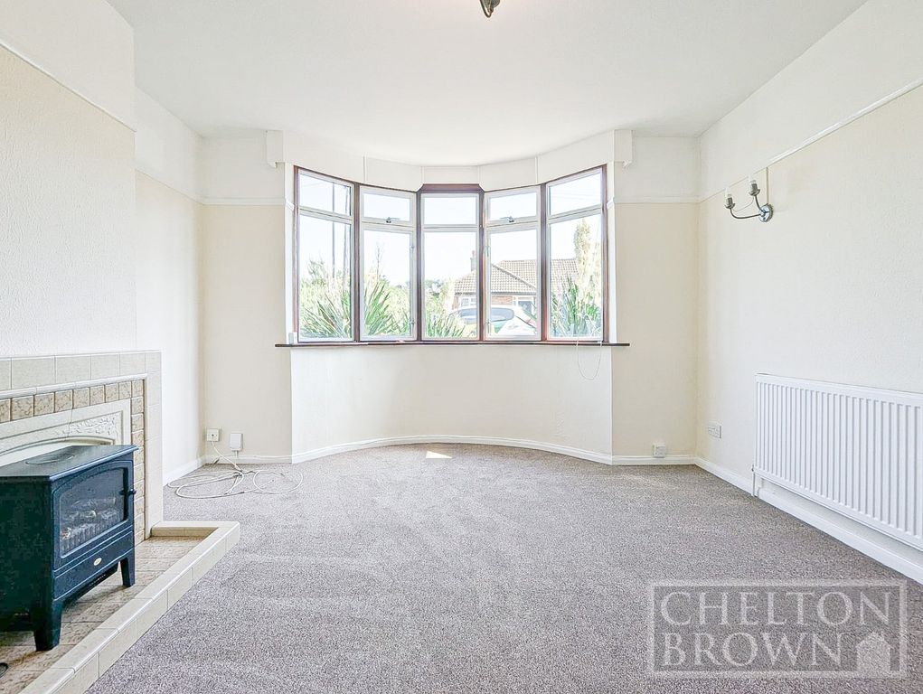 Property photo 3 of 33 Living Room