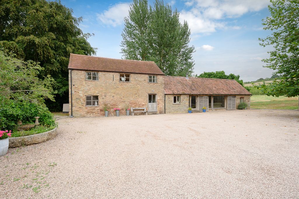Property photo 1 of 19 The Cart Shed Woodhouse Farm-1
