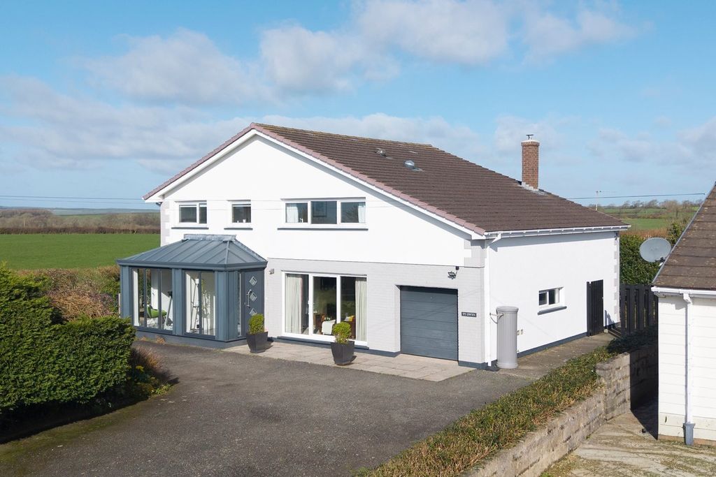 Property photo 1 of 45