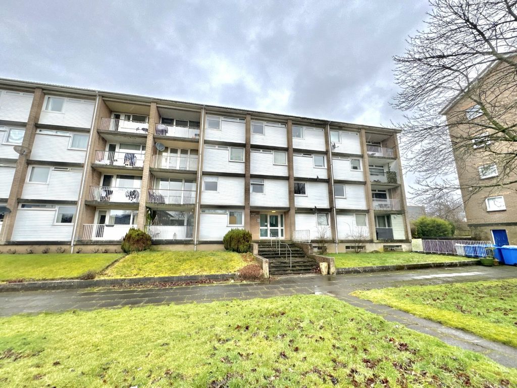 Property photo 1 of 2