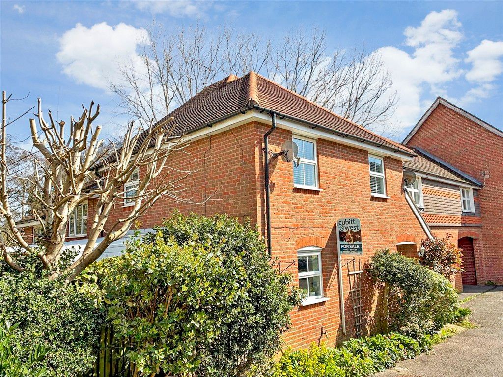 Property photo 2 of 14 Front.