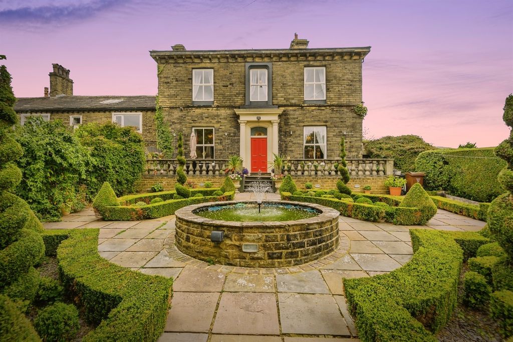 Property photo 1 of 22