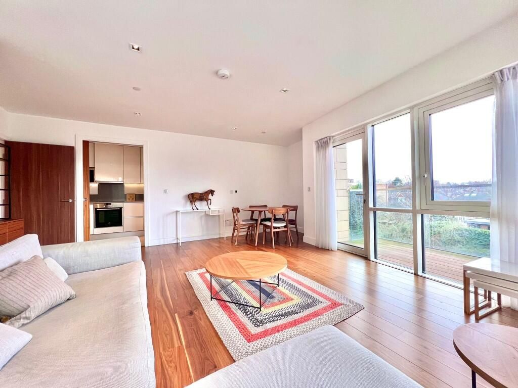 Property photo 1 of 4