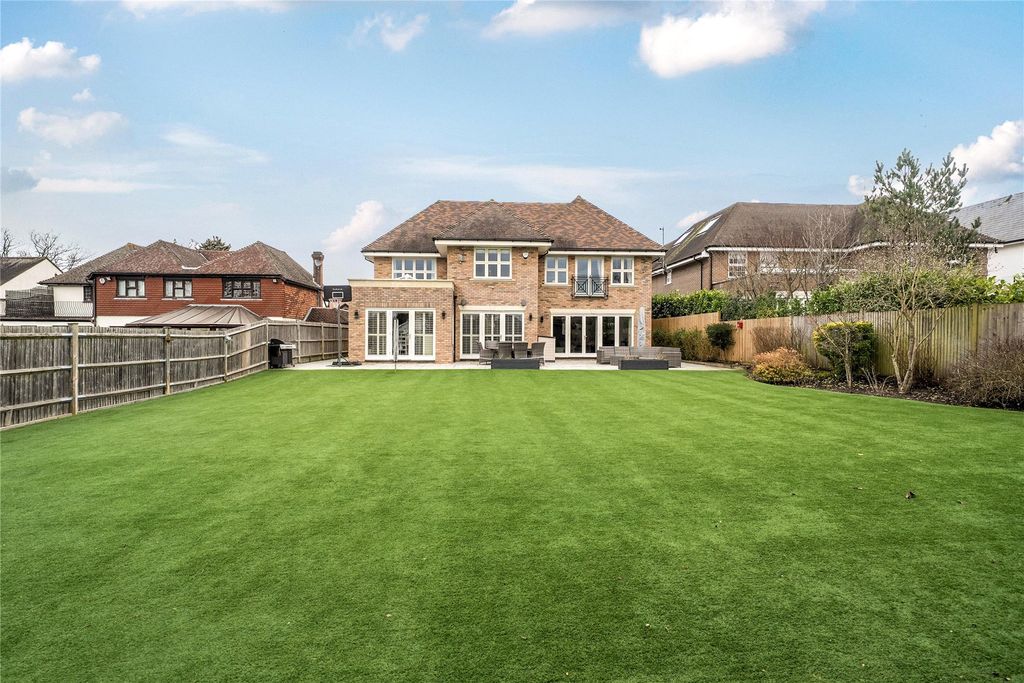 Property photo 2 of 43 Picture No. 55