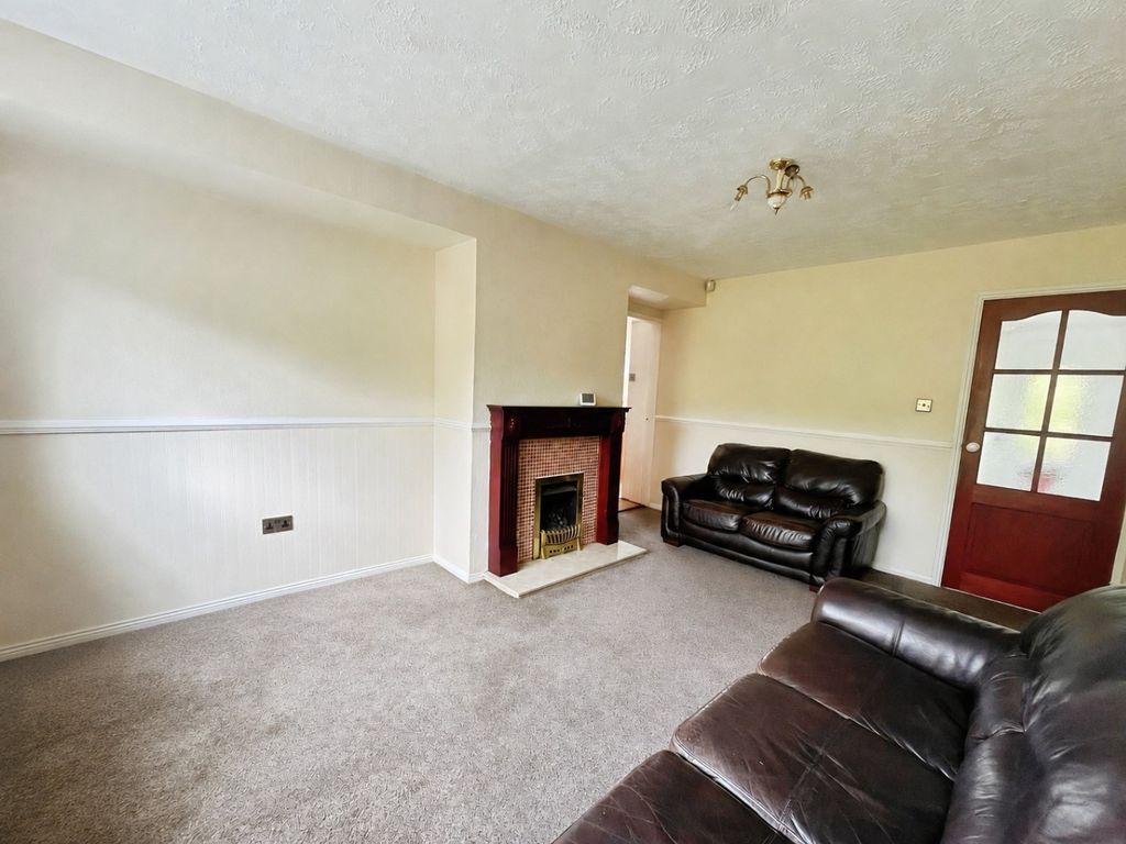 Property photo 3 of 11 5357352