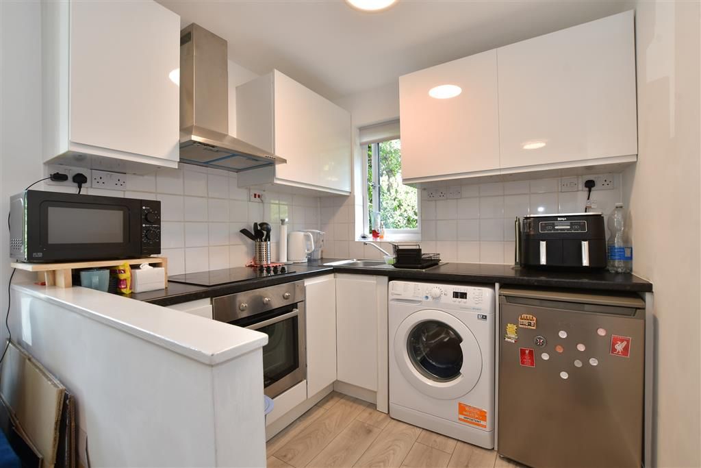 Property photo 1 of 5 Kitchen