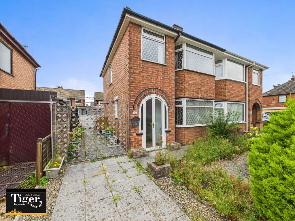 Property photo 1 of 18 Cam03440G0-Pr0375-Still012