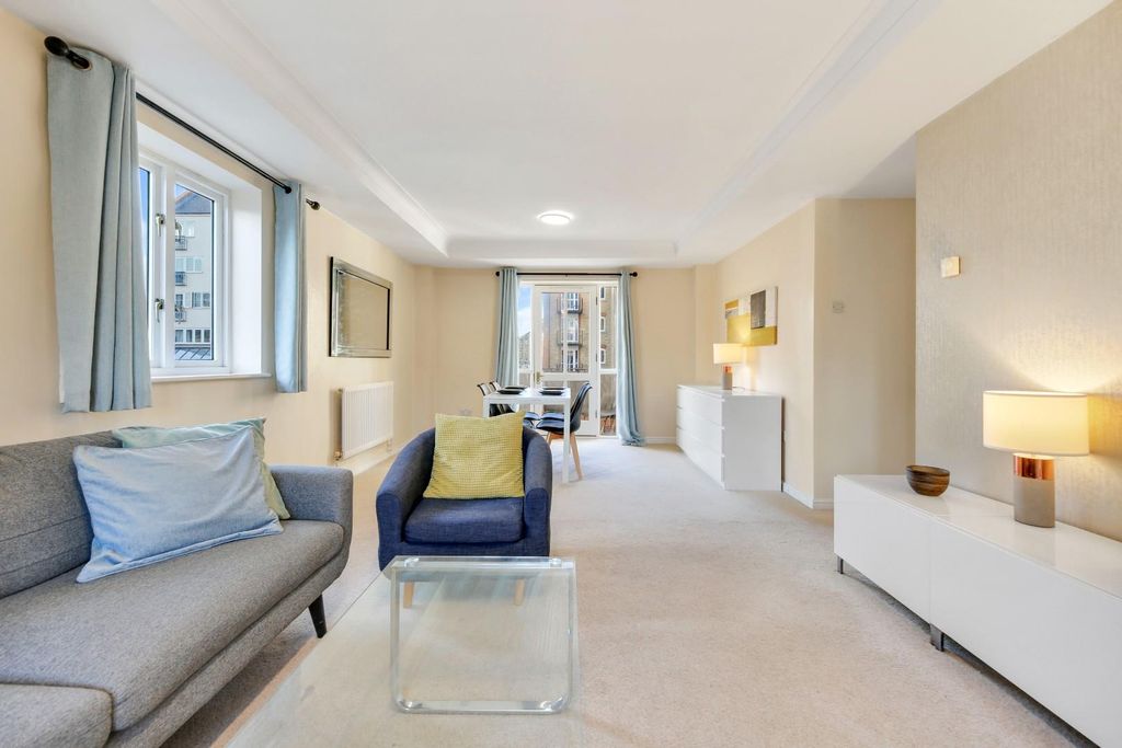 Property photo 1 of 17 c.Jpg