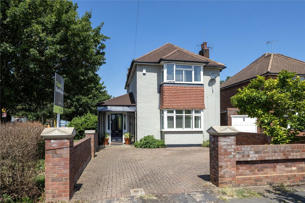 Property photo 1 of 42 Picture No. 07