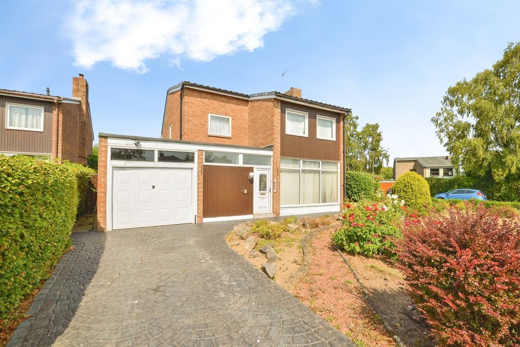 Property photo 1 of 22