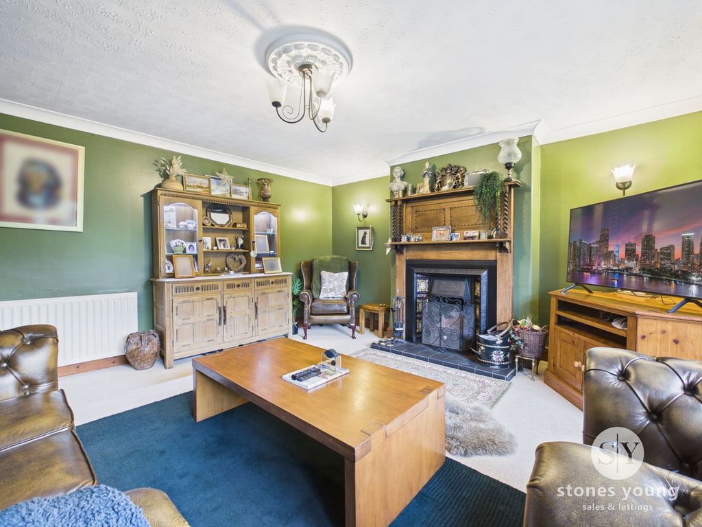 Property photo 2 of 29