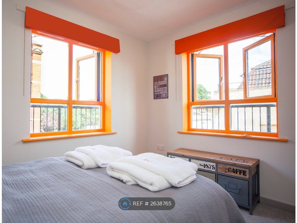 Property photo 2 of 8