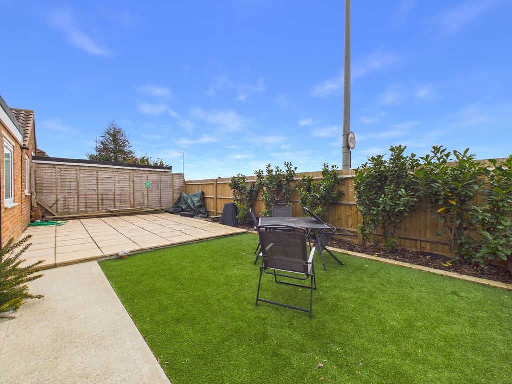 Property photo 3 of 8 Cam03519G0-Pr0507-Still009