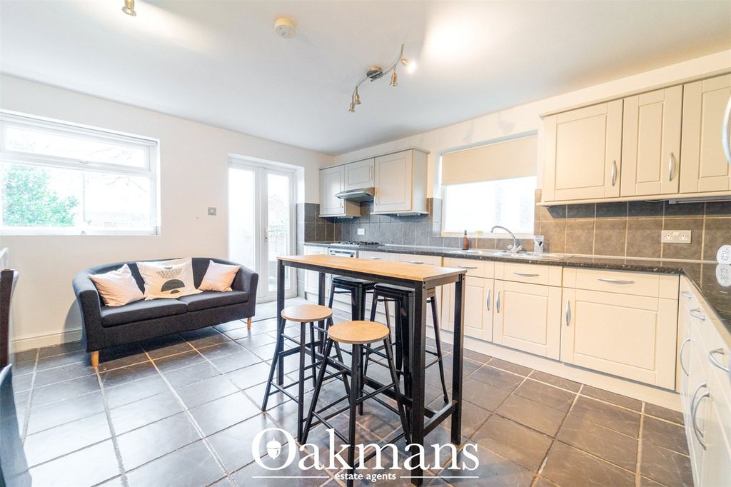 Property photo 3 of 22 Picture No. 06