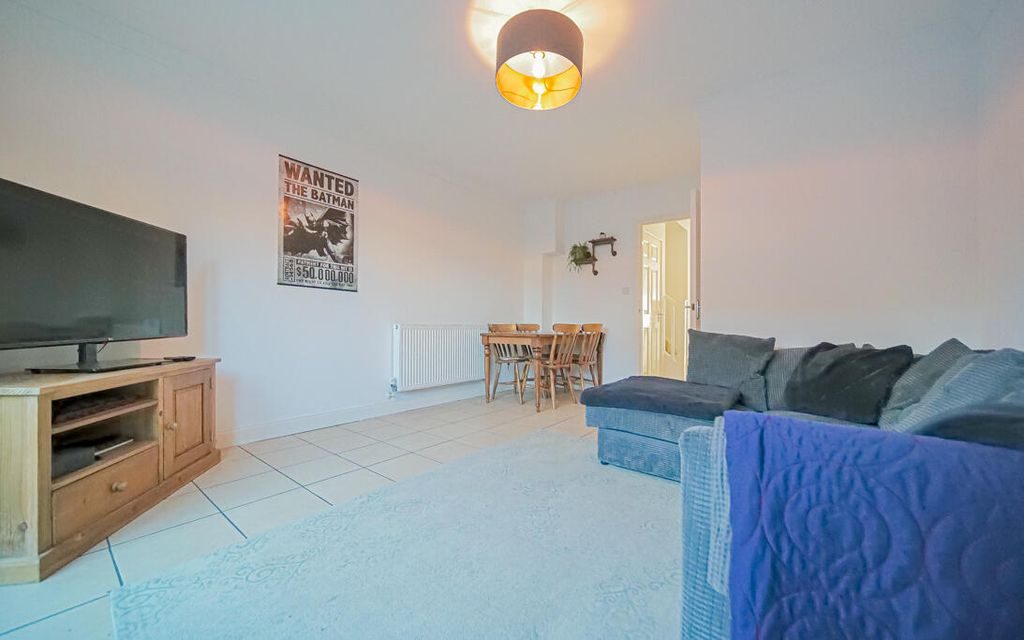 Property photo 3 of 14 P1065887.Jpg