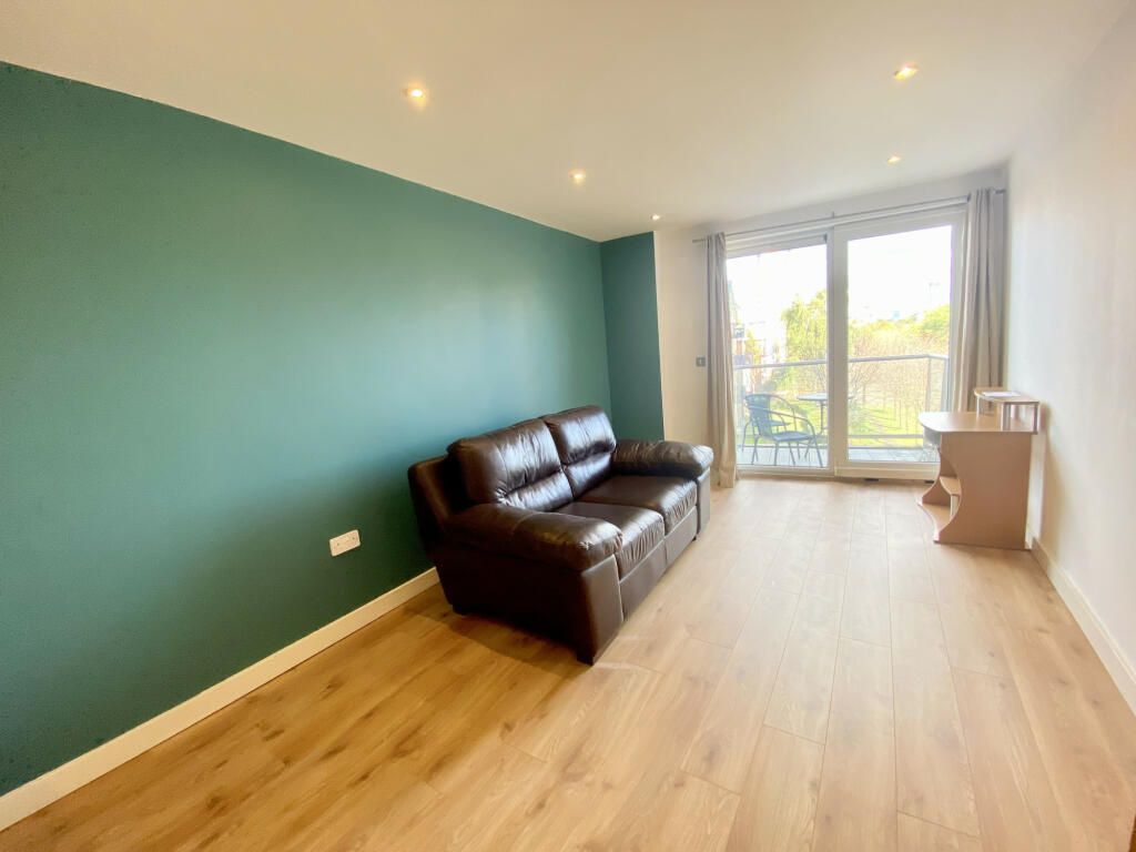 Property photo 2 of 21