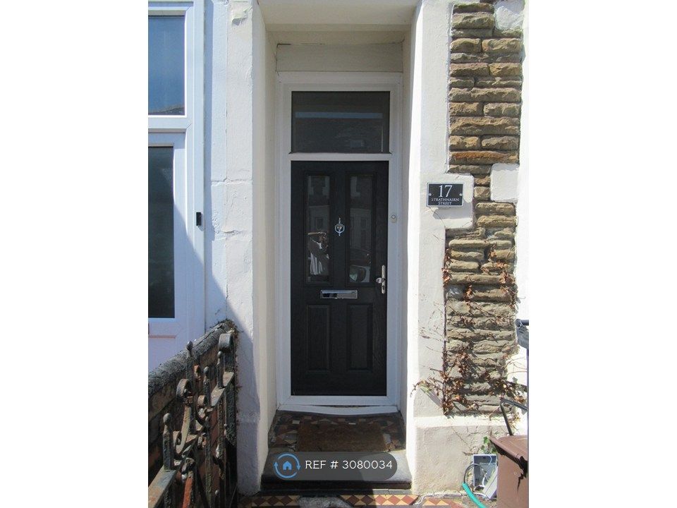 Property photo 1 of 25 Front Entrance