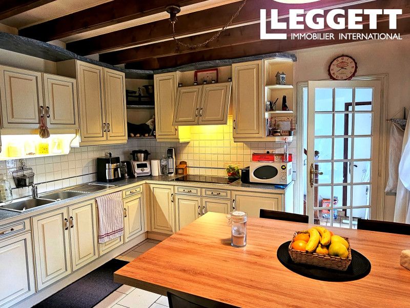 Property photo 3 of 10