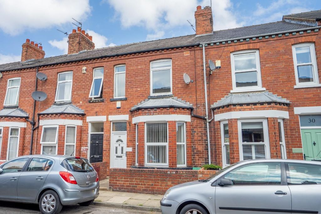 Property photo 1 of 16 32Gt-16.Jpg