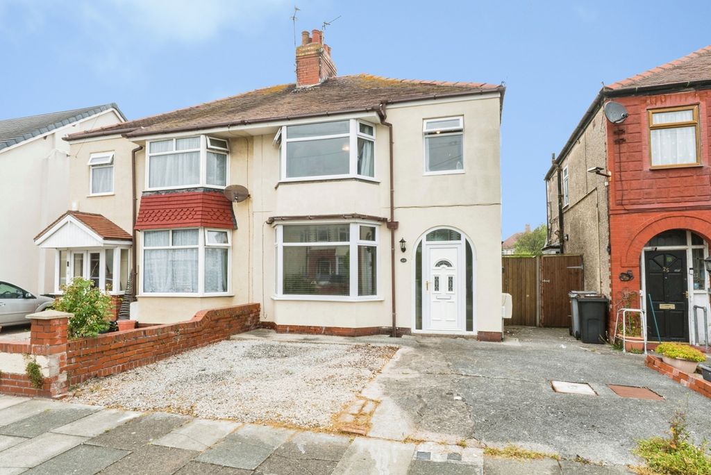 Property photo 1 of 16 Pbox-Img.Jpg