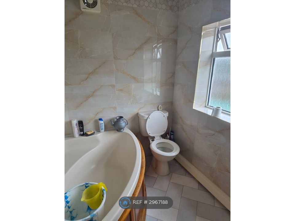 Property photo 2 of 2