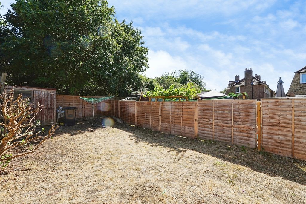 Property photo 3 of 10 Pbox-Img.Jpg