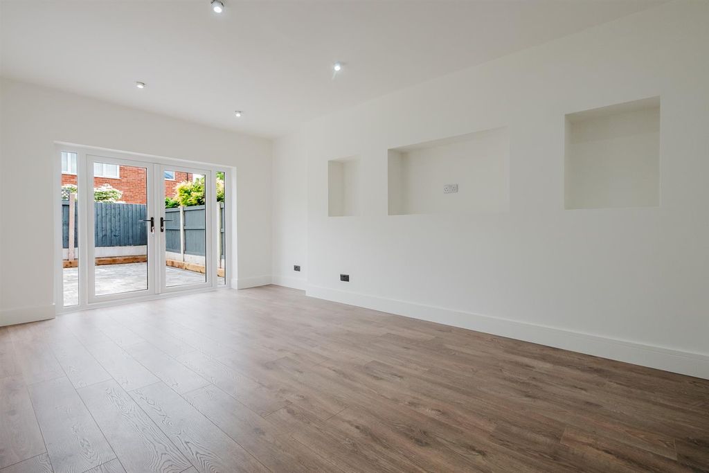 Additional image 6 of 3 bed link detached house for saleLodge Road, Knutsford WA16