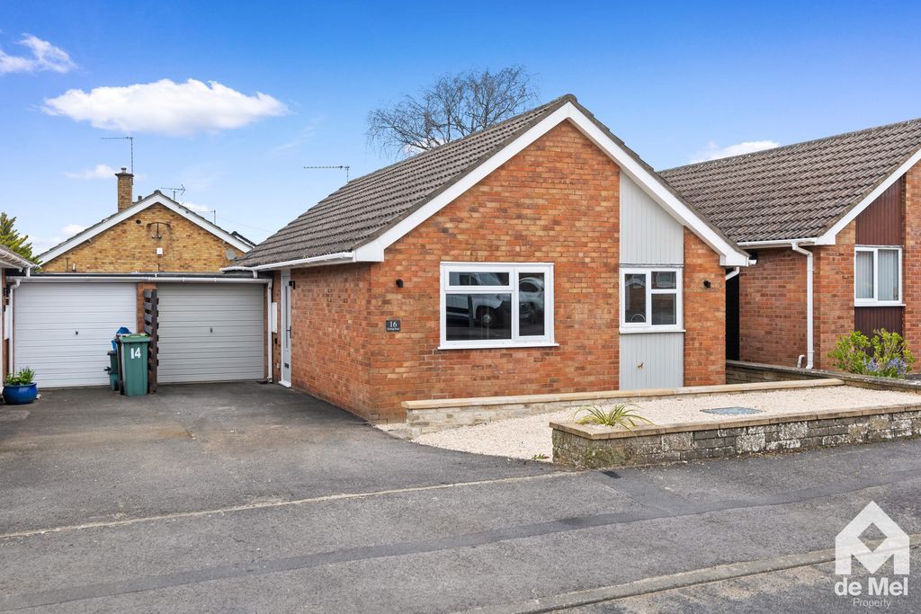 Property photo 1 of 9 Photo 1