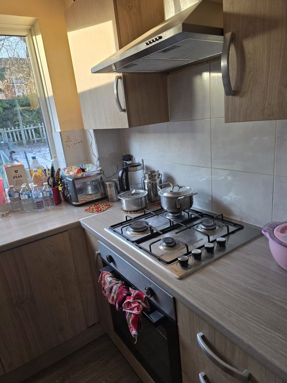 Property photo 2 of 4