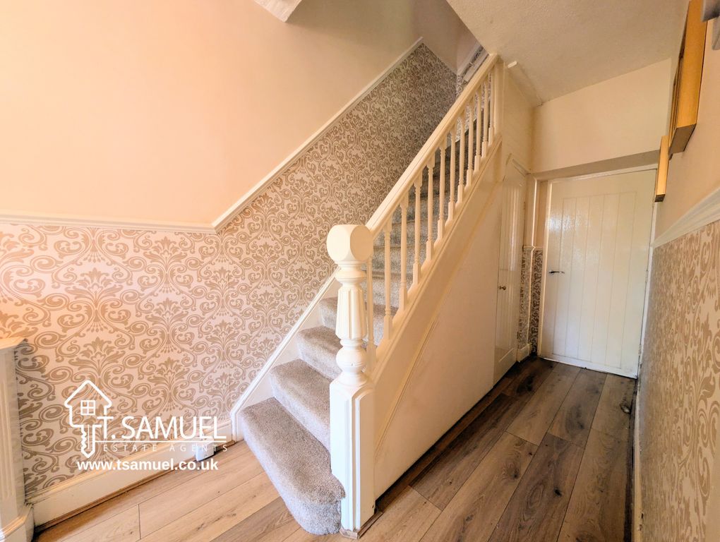 Property photo 3 of 38 Hallway